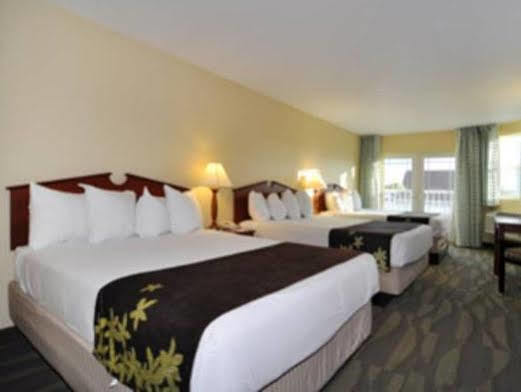 Gold Leaf Hotel Of Dewey Dewey Beach Exterior foto